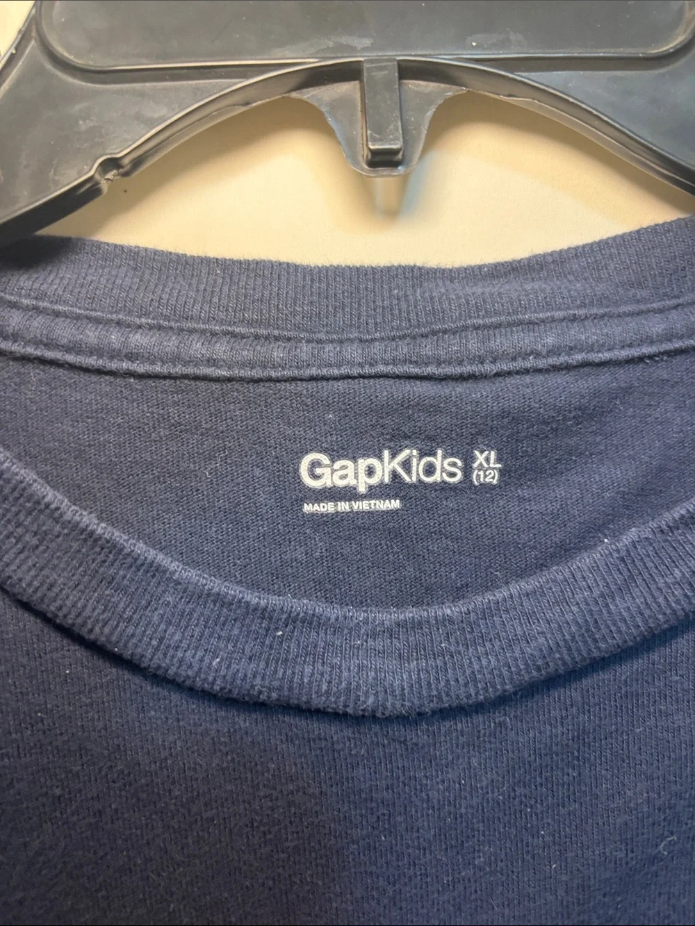 GAP Navy Short-Sleeve Pocket Tee with Chest Print Youth XL 18/20